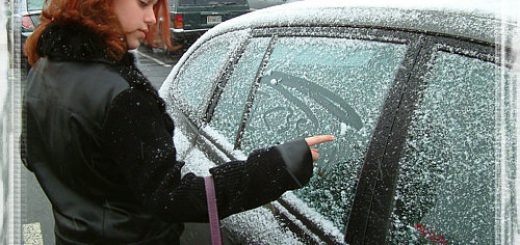 Laura out shoppig writing in the snow