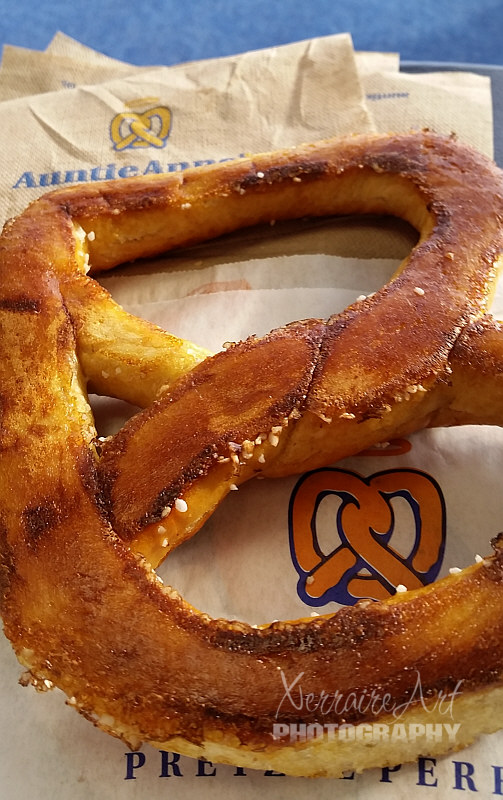 Well, girl, you're back home in America, what do you do? Buy a soft pretzel! Didn't see ANY in Australia! One more flight and I am in my Maryland home.