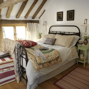 Making your bed is a step that’s quick and easy, yet makes a big difference. Everything looks neater. It’s easier to find your shoes. Your bedroom is a more peaceful environment. For most people, outer order contributes to inner calm.