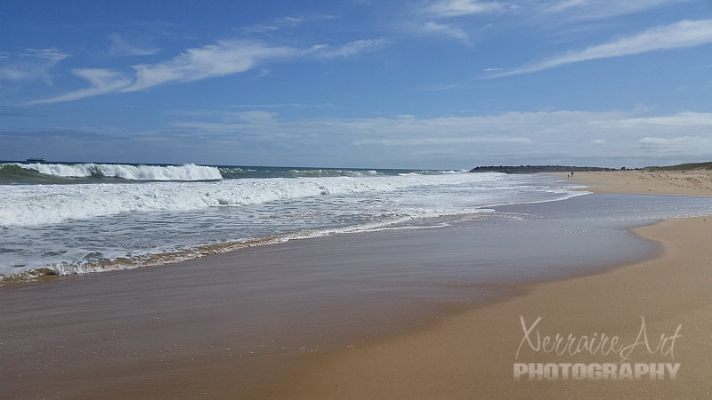 The first registered sighting of Bunbury was by French explorer Captain Louis de Freycinet from his ship the Casuarina in 1803. He named the area Port Leschenault after the expedition's botanist, Leschenault de La Tour. The bay was named Geographe after another ship in the fleet.