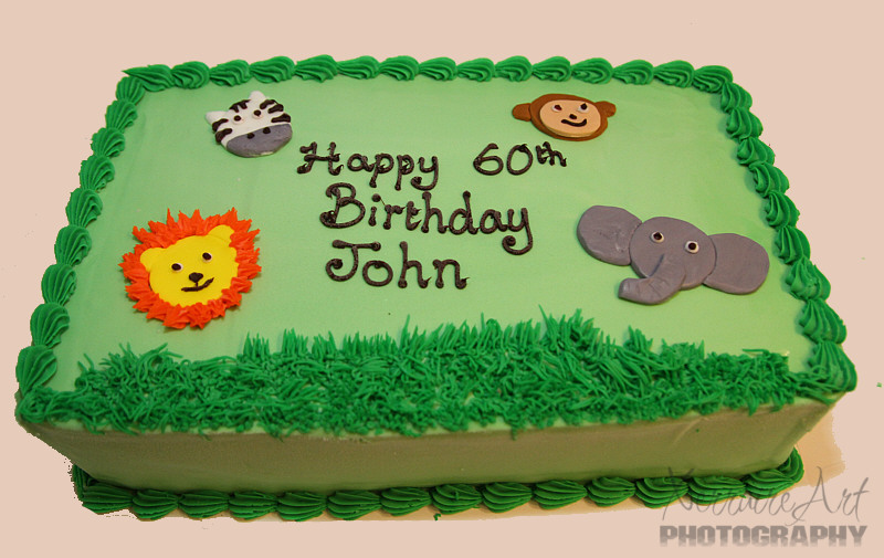 Here is John's cake. Pretty sure I confused Baskins & Robbins Australia, asking for a zoo cake, more like something a 6 year old would have not a 60 year old!