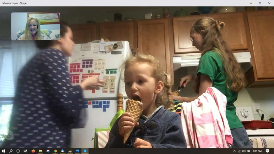 Mireia eating ice cream!