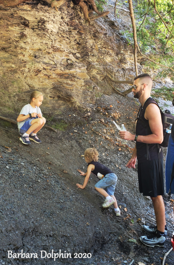 Miquel and children