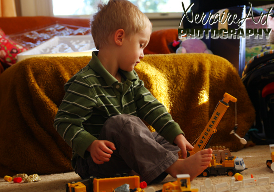 bp21 Back at home, playing with the construction set.