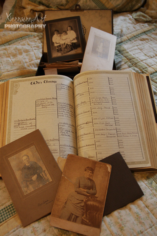 Family Bible and photos from and old box.