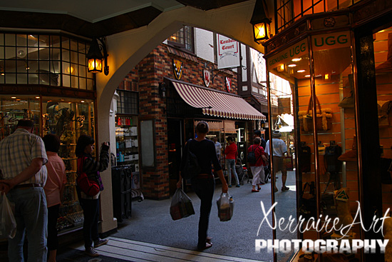 London Court and Its Shops