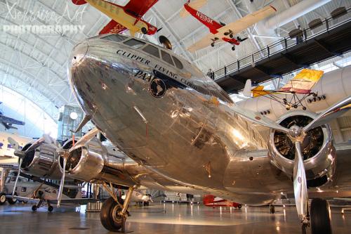 	Boeing 307 Stratoliner "Clipper Flying Cloud"