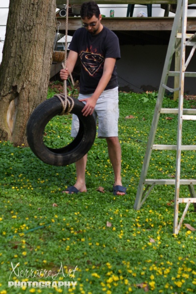 Putting the rope around the tire